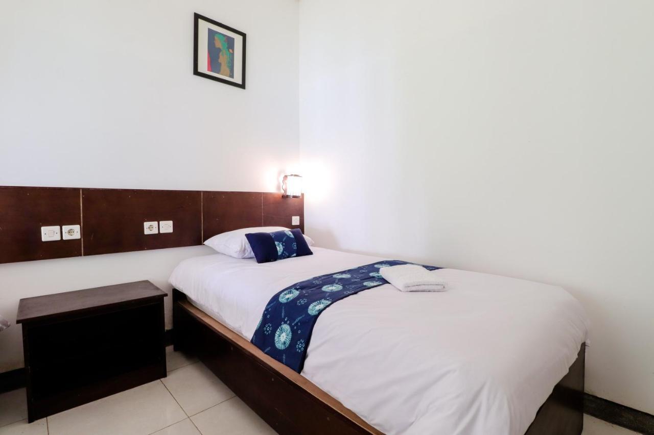 Balkondes Kenalan Hotel Magelang Luaran gambar