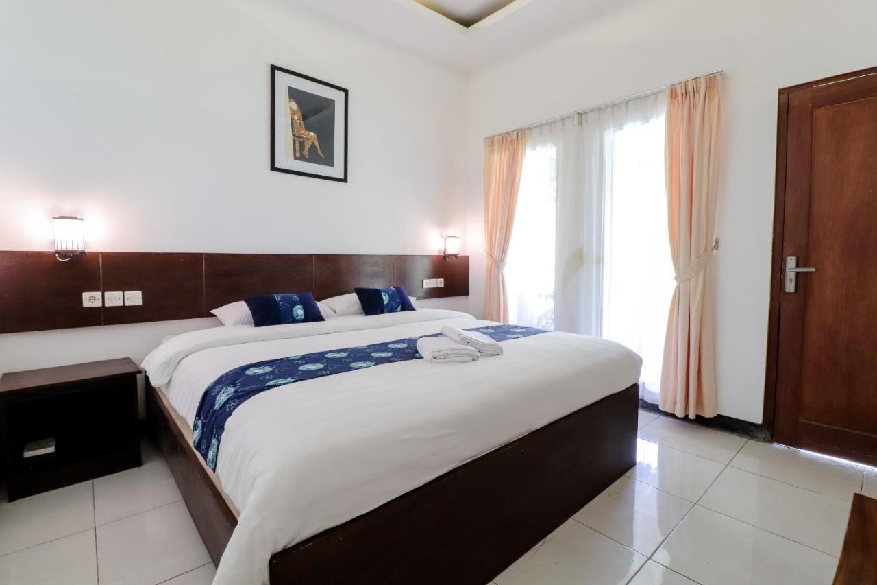 Balkondes Kenalan Hotel Magelang Luaran gambar