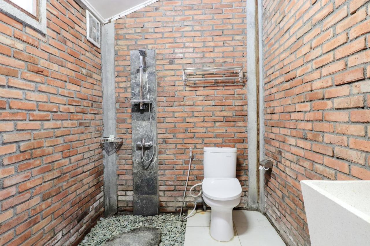 Balkondes Kenalan Hotel Magelang Luaran gambar